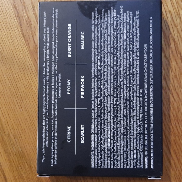 Color Street "Reds" Eyeshadow Pallet - Picture 4 of 4